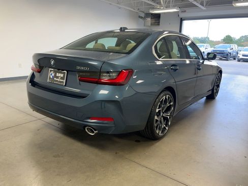 Used 2026 BMW 330i Sedan w/ Convenience Package image 8
