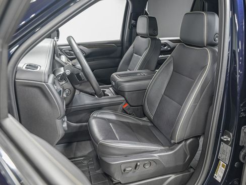 Used 2024 Chevrolet Tahoe Premier image 16