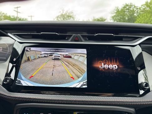 New 2026 Jeep Cherokee Limited AWD/4WD image 18