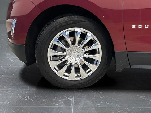 Used 2020 Chevrolet Equinox LT image 34