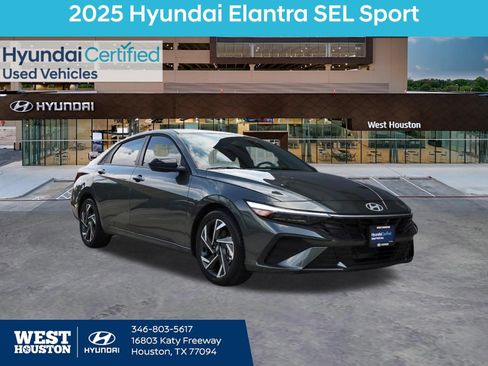 Certified 2025 Hyundai Elantra Sport FWD image 1