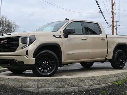 Used 2023 GMC Sierra 1500 Elevation w/ X31 Off-Road Package image 1