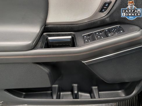 Used 2025 Ford Expedition Active AWD/4WD image 10