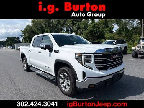Used 2025 GMC Sierra 1500 SLT AWD/4WD image 1