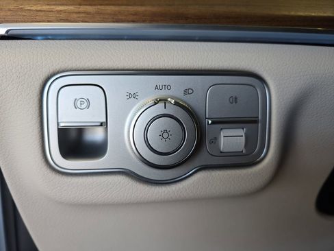 Certified 2026 Mercedes-Benz GLE 350 4MATIC image 30