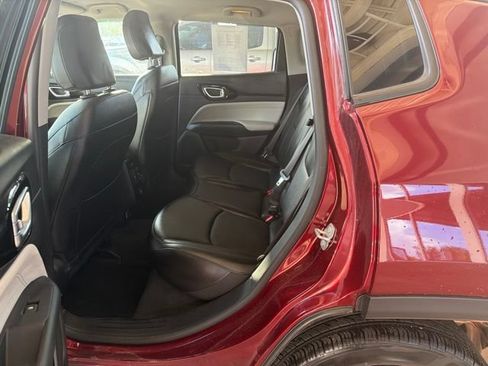 Used 2022 Jeep Compass Limited AWD/4WD image 15