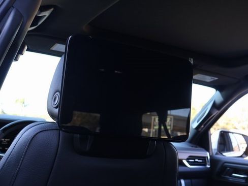 New 2026 GMC Yukon XL Denali w/ Denali Reserve Package image 14