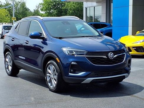 Used 2023 Buick Encore GX Essence w/ Experience Buick Package image 2