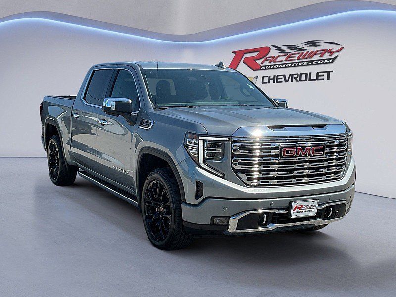 Used 2025 GMC Sierra 1500 Denali AWD/4WD image 7