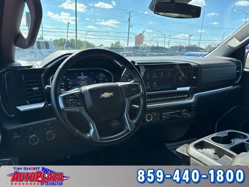 Used 2024 Chevrolet Silverado 1500 LT AWD/4WD image 28