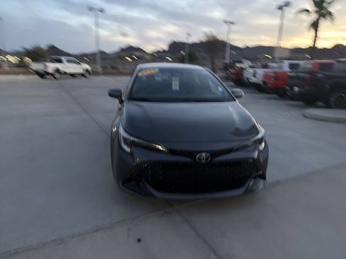 Certified 2025 Toyota Corolla SE FWD image 2