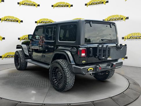 Used 2023 Jeep Wrangler Unlimited Sahara w/ Cold Weather Group AWD/4WD image 3