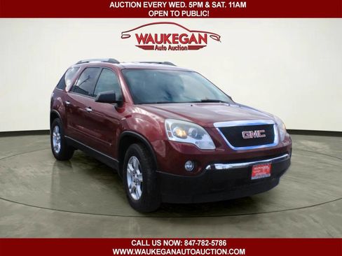 Used 2010 GMC Acadia SLE image 2