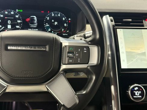 Used 2022 Land Rover Discovery HSE R-Dynamic image 16