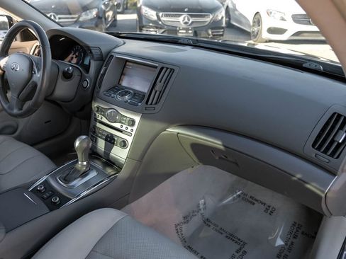 Used 2012 INFINITI G37 x w/ Premium Pkg image 10