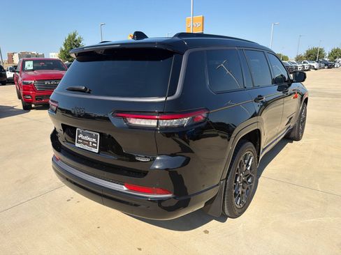 Used 2026 Jeep Grand Cherokee L Summit w/ Obsidian Package AWD/4WD image 5