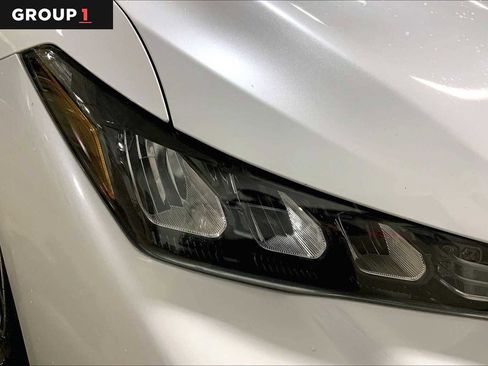 Used 2020 Toyota Avalon XSE w/ Carpet Mat Package image 28