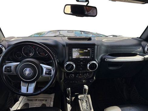 Certified 2017 Jeep Wrangler Unlimited Rubicon image 10