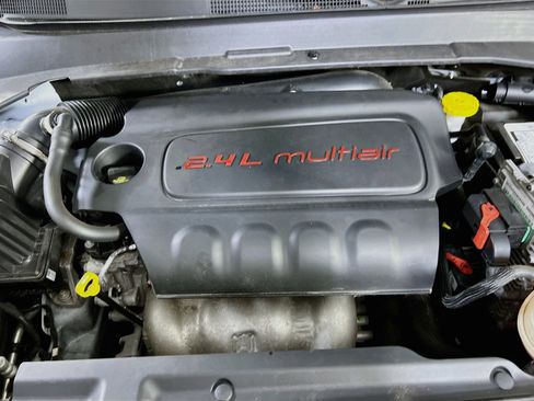 Used 2022 Jeep Compass Limited AWD/4WD image 28