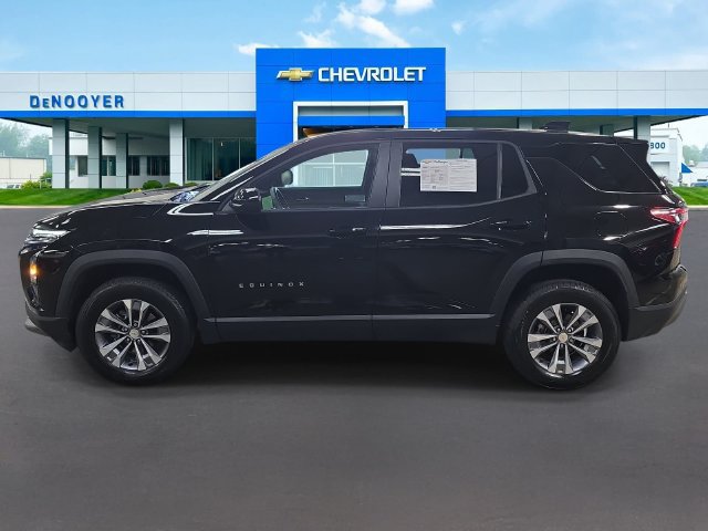 Used 2026 Chevrolet Equinox LT AWD/4WD image 10