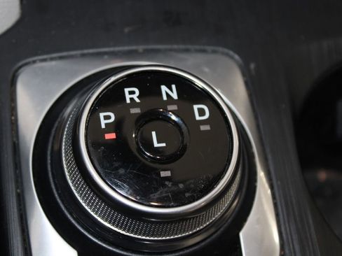 Used 2023 Ford Escape Platinum AWD/4WD image 28