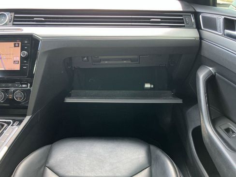 Used 2019 Volkswagen Arteon SEL FWD image 16