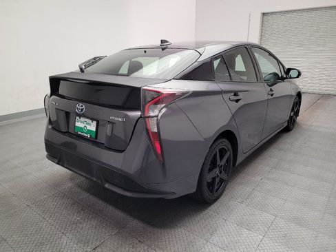 Used 2016 Toyota Prius Two FWD image 9