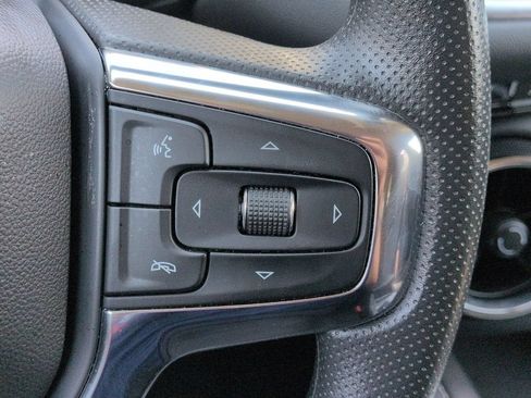 Used 2025 Chevrolet Blazer LT FWD image 20