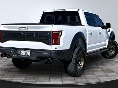 Used 2017 Ford F150 Raptor w/ Equipment Group 802A Luxury AWD/4WD image 22