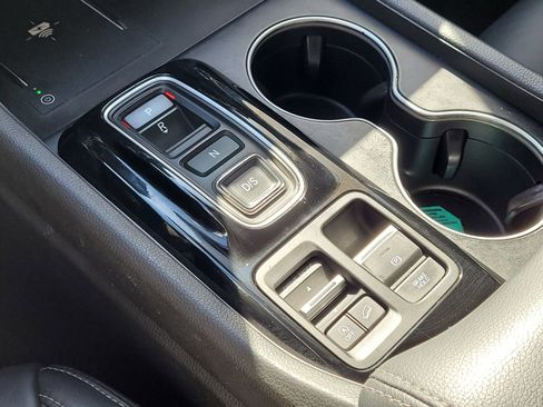 Used 2023 Honda Pilot Touring image 27