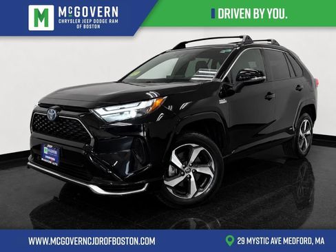Used 2024 Toyota RAV4 SE w/ Weather & Moonroof Package AWD/4WD image 1