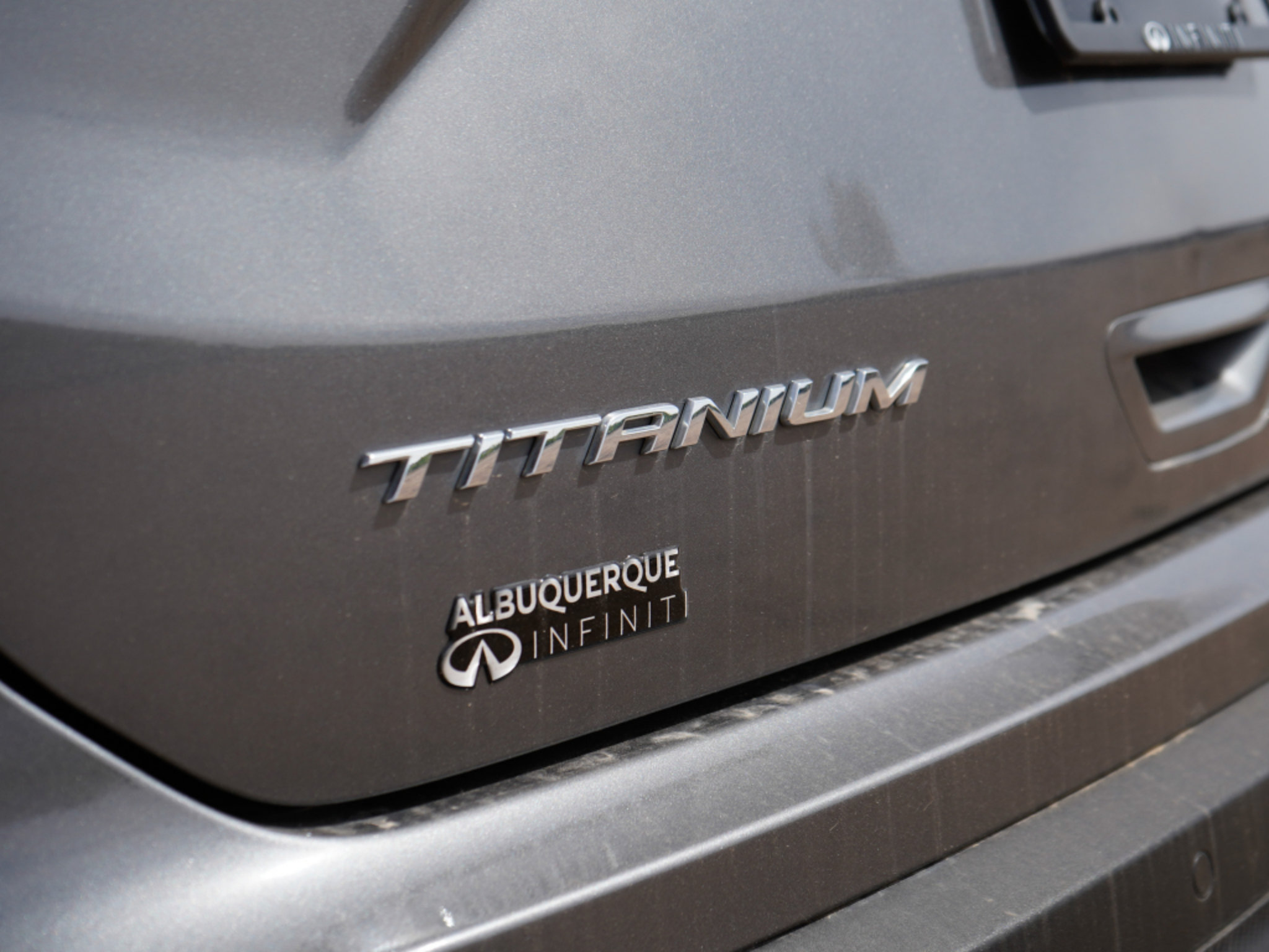 Used 2021 Ford Edge Titanium FWD image 11