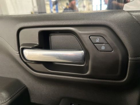 Used 2020 Chevrolet Silverado 1500 RST w/ All-Star Edition image 10