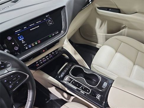 Used 2023 Buick Envision Essence image 21