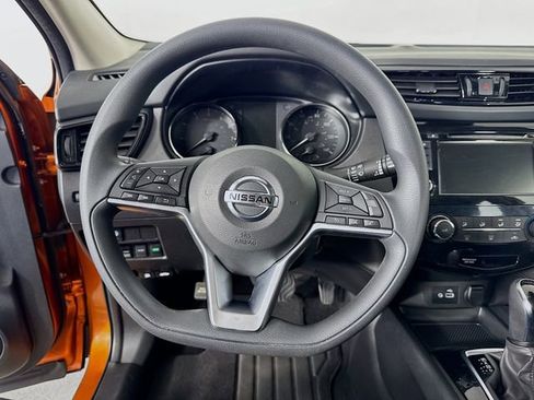 Used 2022 Nissan Rogue Sport S AWD/4WD image 12