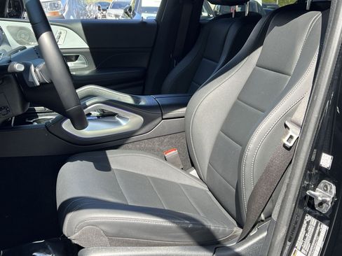 Used 2025 Mercedes-Benz GLE 350 4MATIC image 18