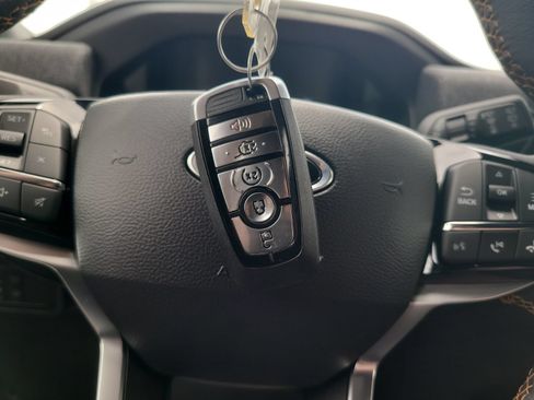 Used 2026 Ford Explorer Tremor w/ Tremor Convenience Package AWD/4WD image 32
