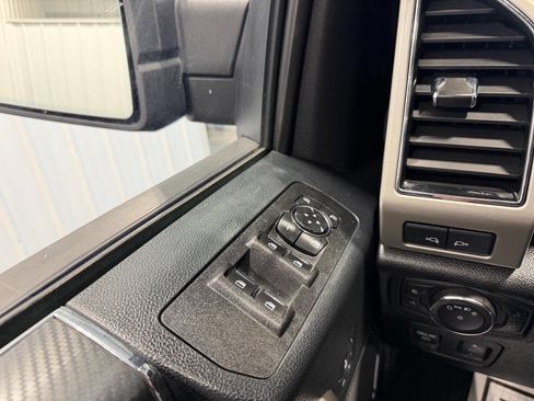 Used 2019 Ford F150 Lariat AWD/4WD image 24