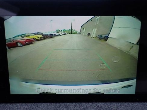Used 2025 Nissan Kicks SV AWD/4WD image 13