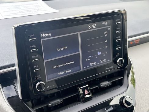 Used 2021 Toyota Corolla LE w/ Carpet Mat Package (TMS) image 15