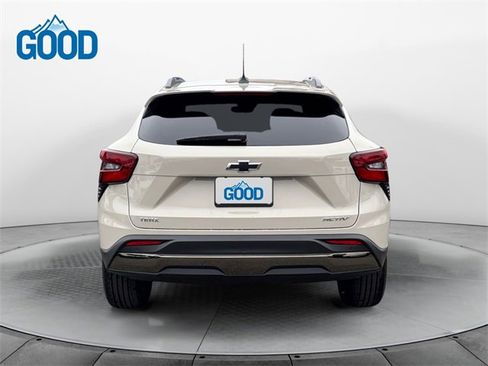 New 2026 Chevrolet Trax ACTIV w/ Sunroof Package image 4