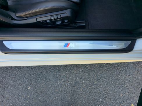 Used 2015 BMW 640i Convertible RWD image 25