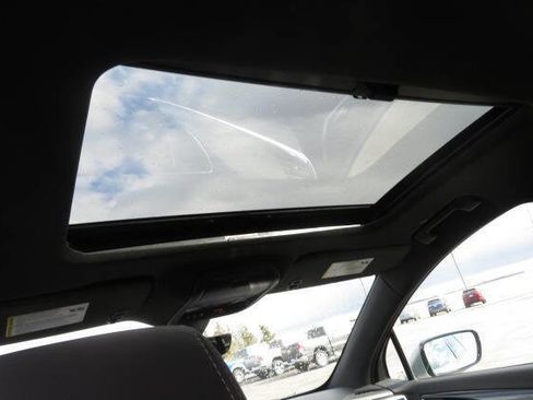 Used 2023 Buick Enclave Premium w/ Experience Buick Package image 15