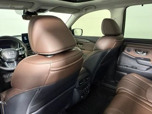 Used 2026 Honda Pilot Elite image 35