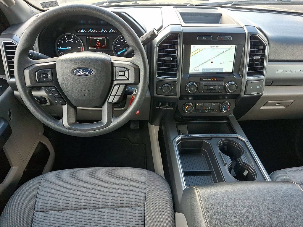Used 2022 Ford F250 XLT w/ Black Appearance Package AWD/4WD image 11
