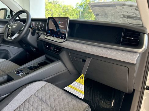 New 2026 Volkswagen Tiguan S FWD image 32
