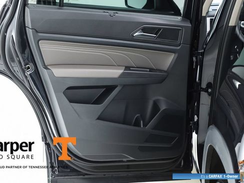 Used 2022 Volkswagen Atlas SE w/ Panoramic Sunroof Package FWD image 17