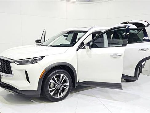 Used 2023 INFINITI QX60 Luxe w/ Vision Package AWD/4WD image 30