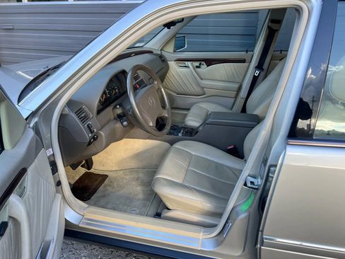 Used 1997 Mercedes-Benz C 280 Sedan image 12