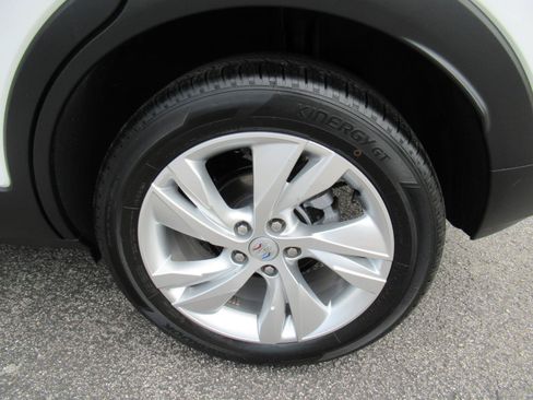 Used 2025 Buick Encore GX Preferred FWD image 9